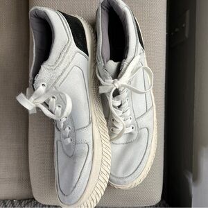 White and Black Men's Leather Sneakers